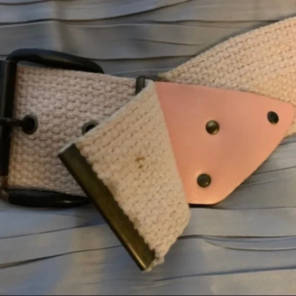 Peach Webbed Belt - Picture 2 of 7